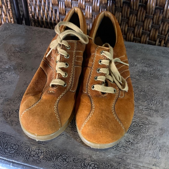 Vintage Pinwheels Suede Shoes Size 6.5 - Picture 2 of 7